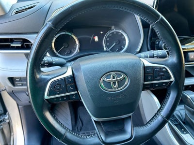 2024 Toyota Highlander XLE