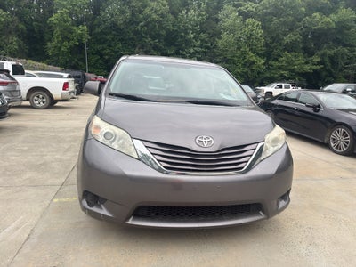 2015 Toyota Sienna LE