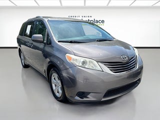 2015 Toyota Sienna LE