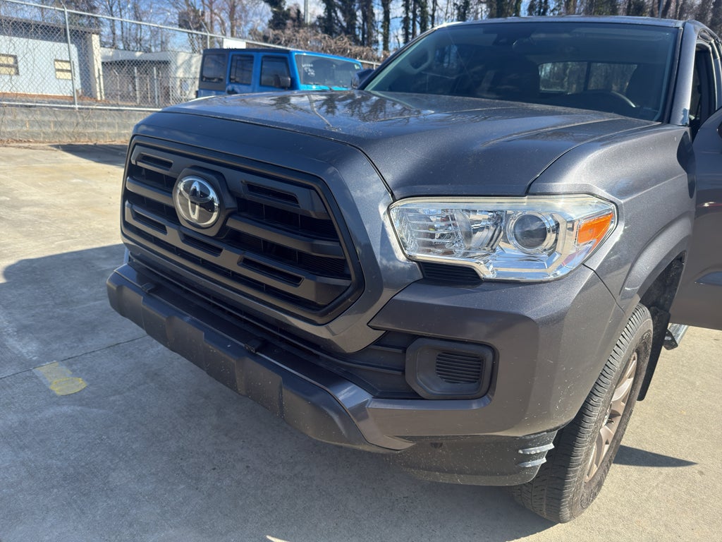 2018 Toyota Tacoma SR