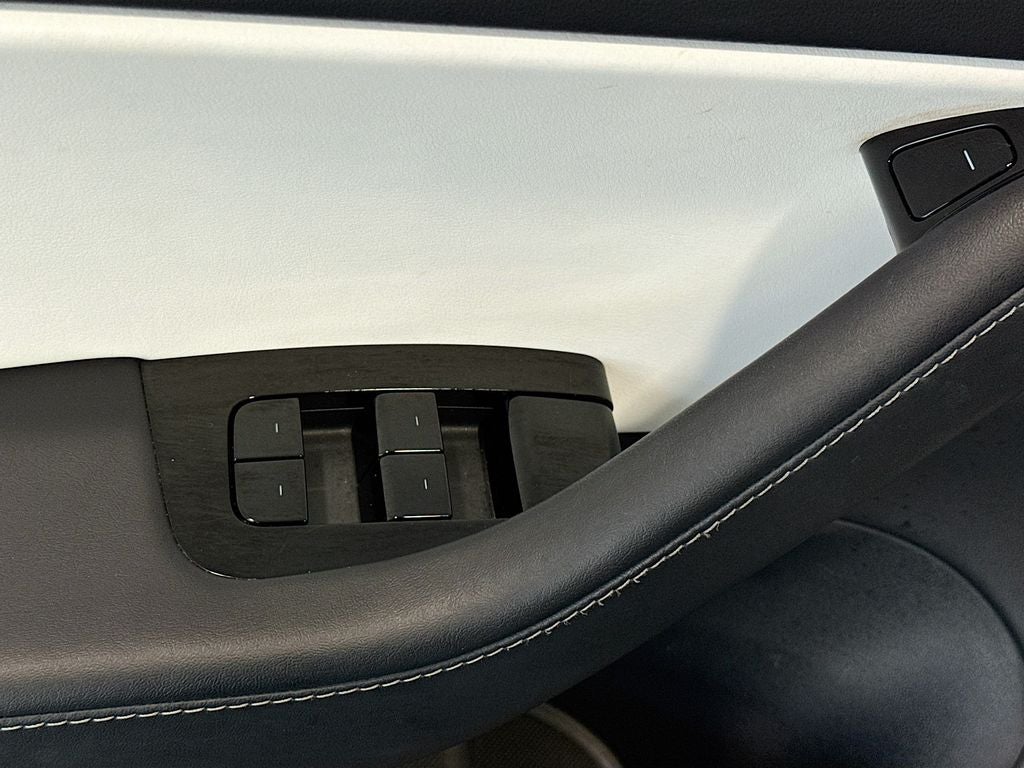 2020 Tesla Model 3 Standard Range