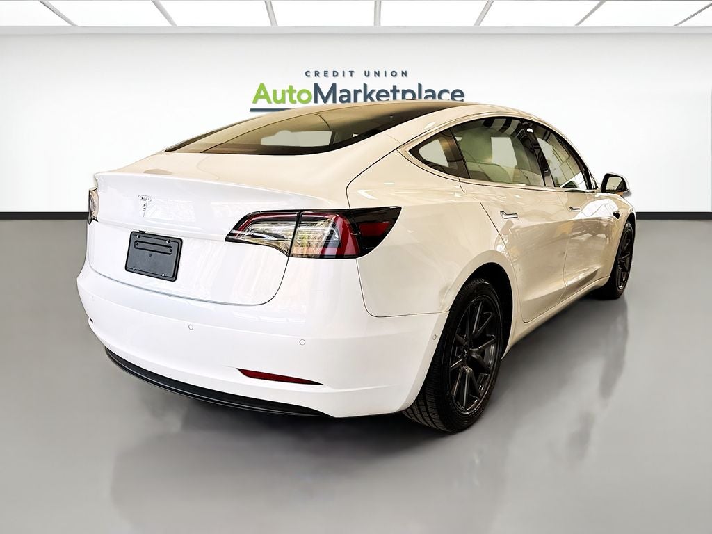 2020 Tesla Model 3 Standard Range