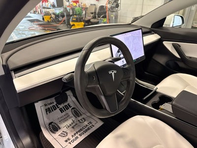 2020 Tesla Model 3 Standard Range