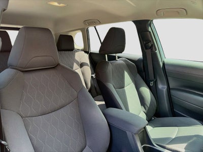 2024 Toyota Corolla Cross LE
