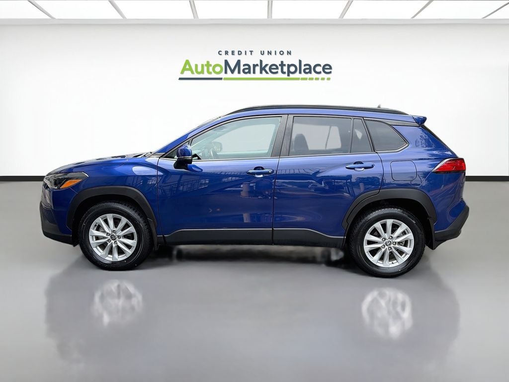 2022 Toyota Corolla Cross LE