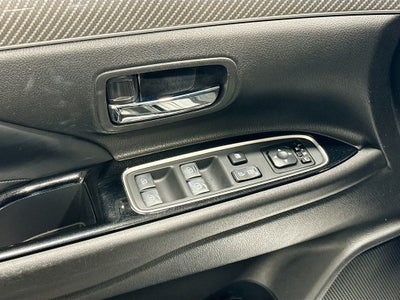 2022 Mitsubishi Outlander PHEV LE