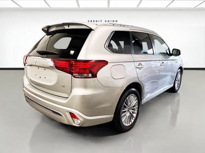2022 Mitsubishi Outlander PHEV LE