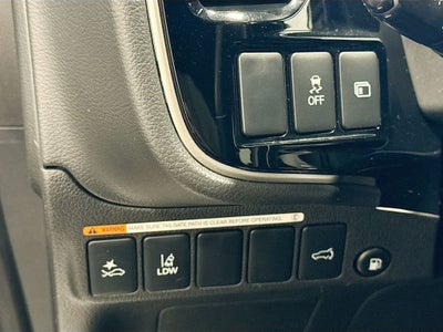 2022 Mitsubishi Outlander PHEV LE