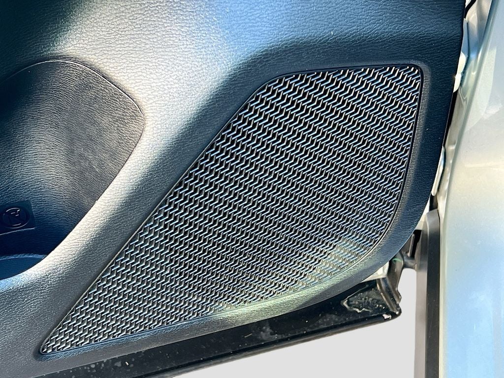 2023 Mitsubishi Outlander ES