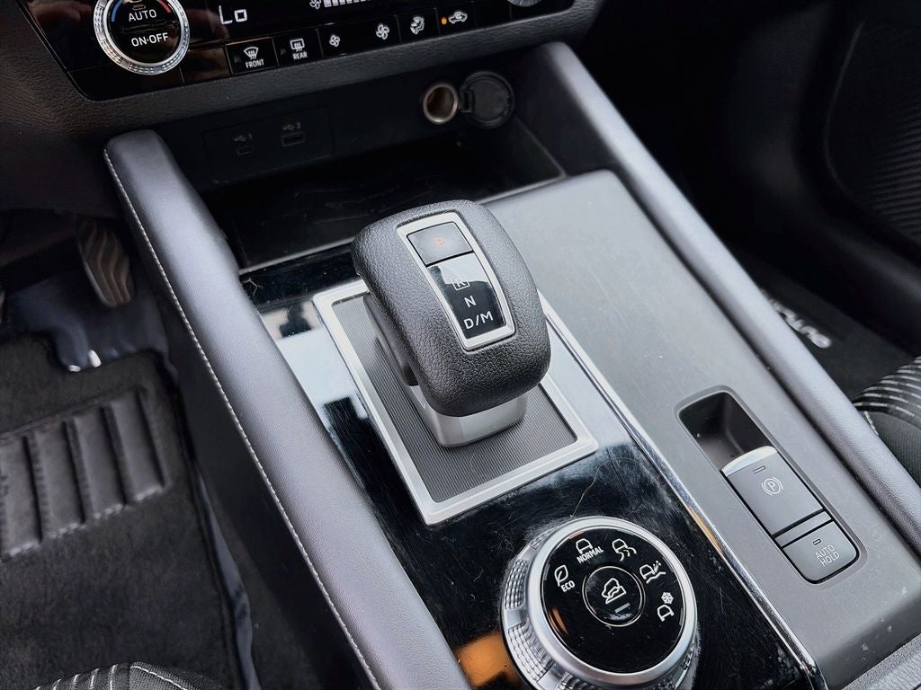 2022 Mitsubishi Outlander ES