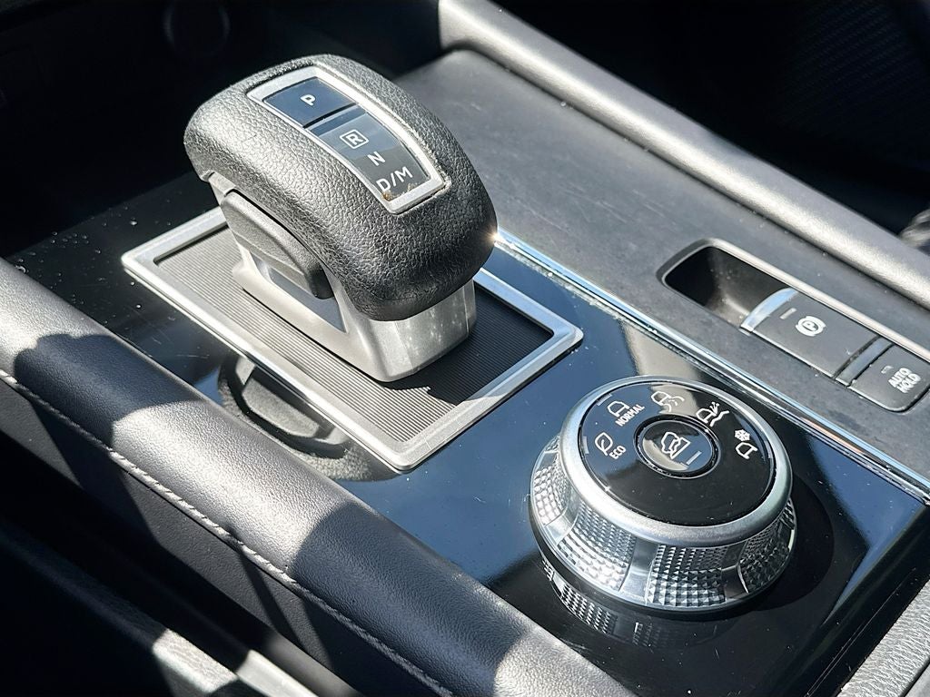 2024 Mitsubishi Outlander ES