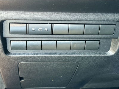 2024 Mitsubishi Outlander ES