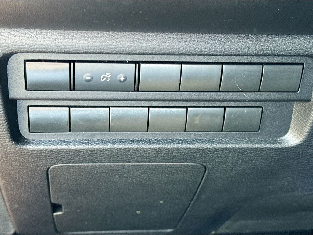 2024 Mitsubishi Outlander ES