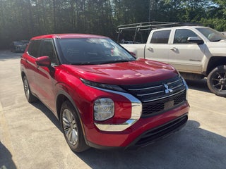 2024 Mitsubishi Outlander ES
