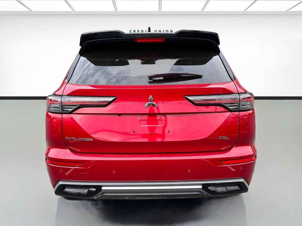 2025 Mitsubishi Outlander SEL