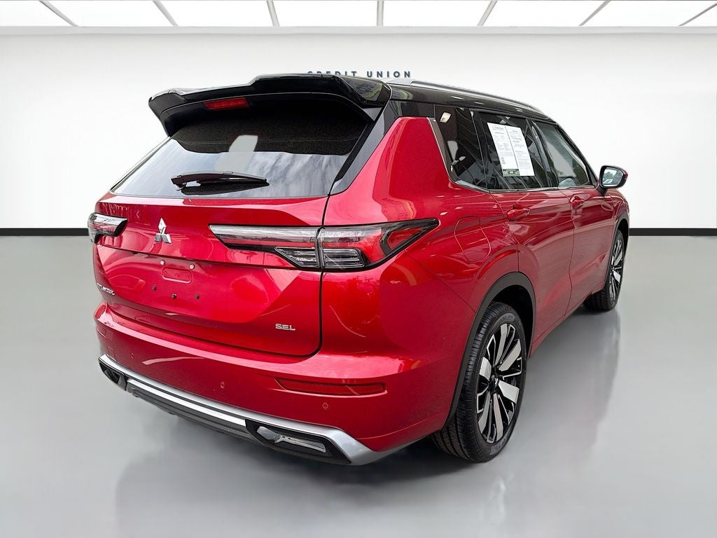 2025 Mitsubishi Outlander SEL