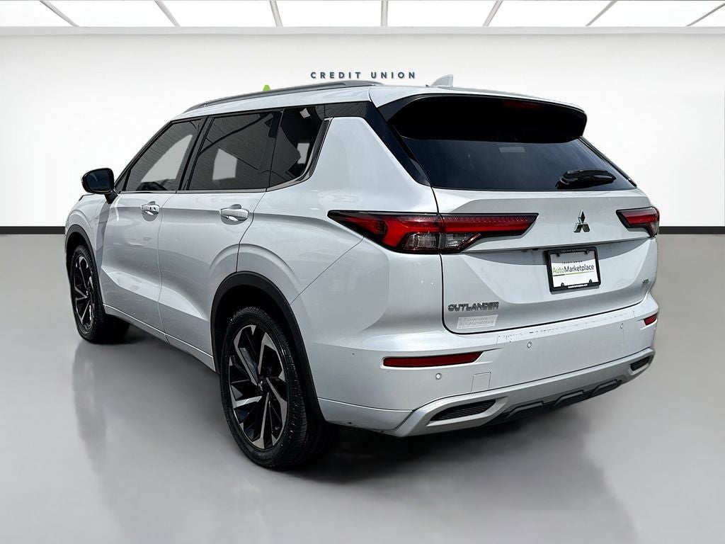 2023 Mitsubishi Outlander SEL Black Edition