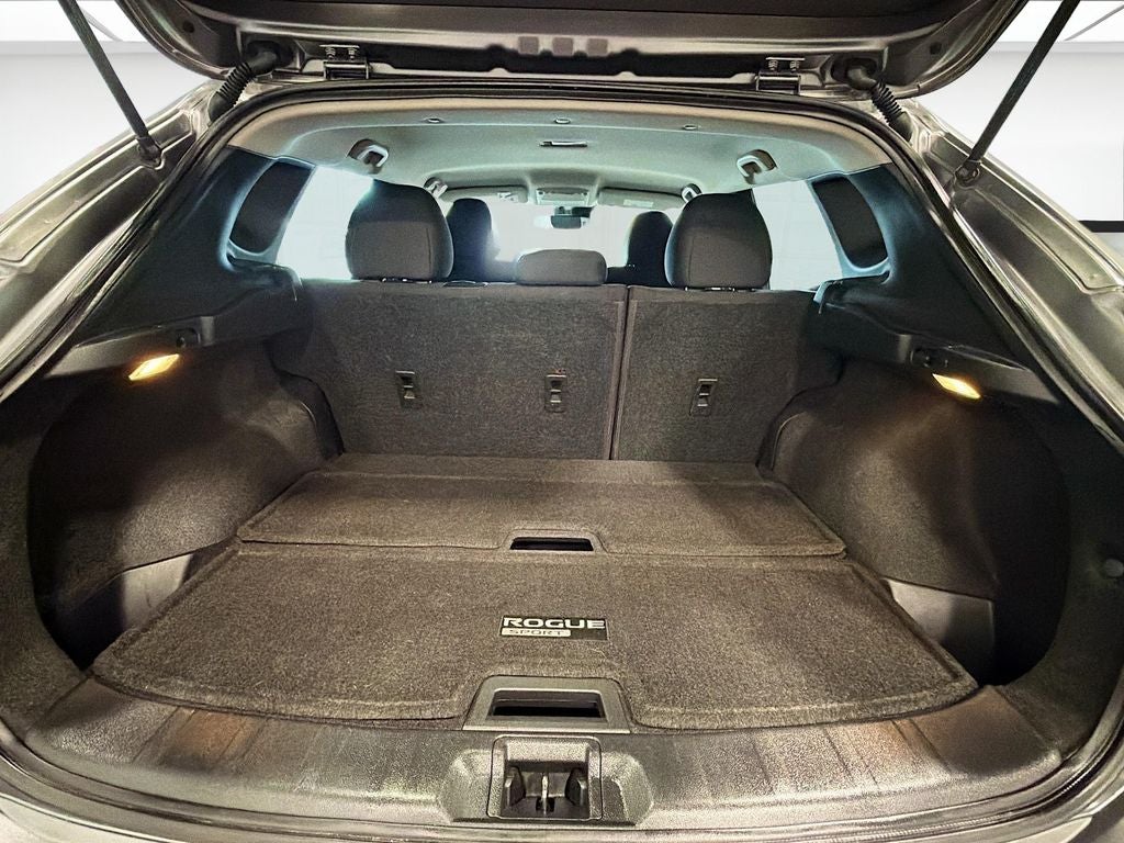 2021 Nissan Rogue Sport SV