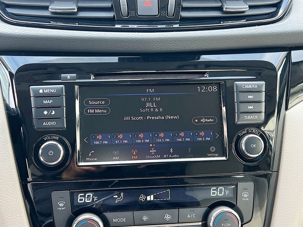 2022 Nissan Rogue Sport SL