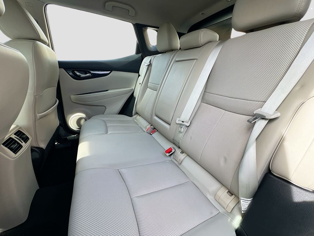 2022 Nissan Rogue Sport SL