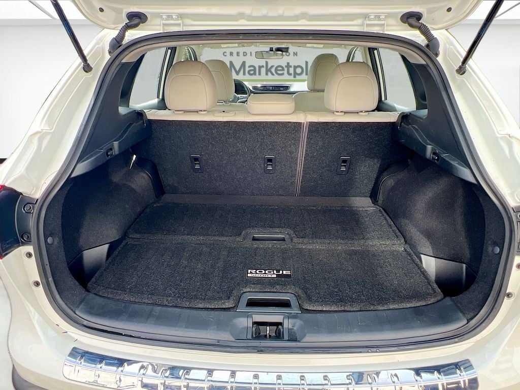 2022 Nissan Rogue Sport SL