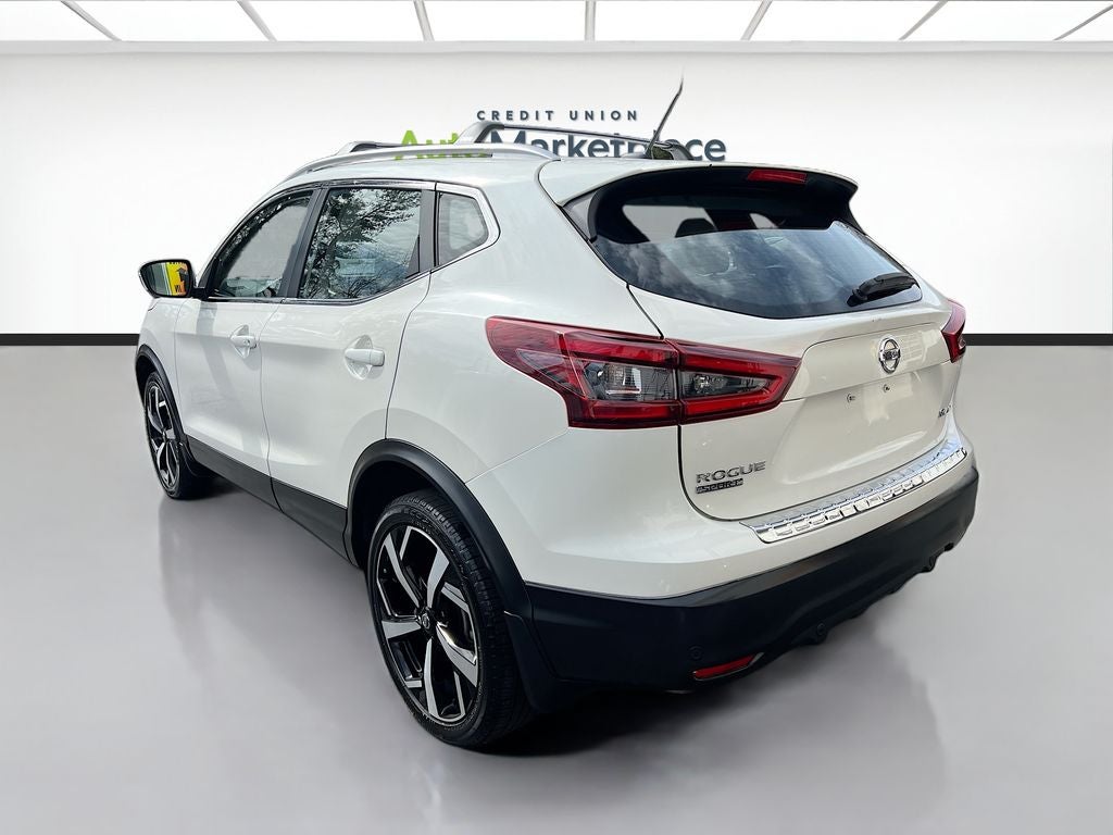 2022 Nissan Rogue Sport SL