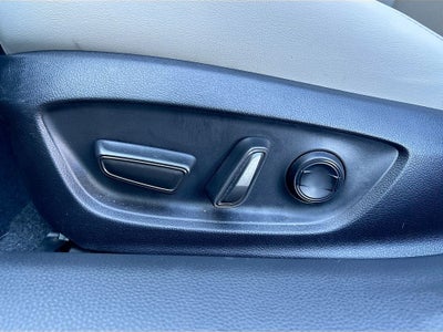 2023 Toyota Prius XLE