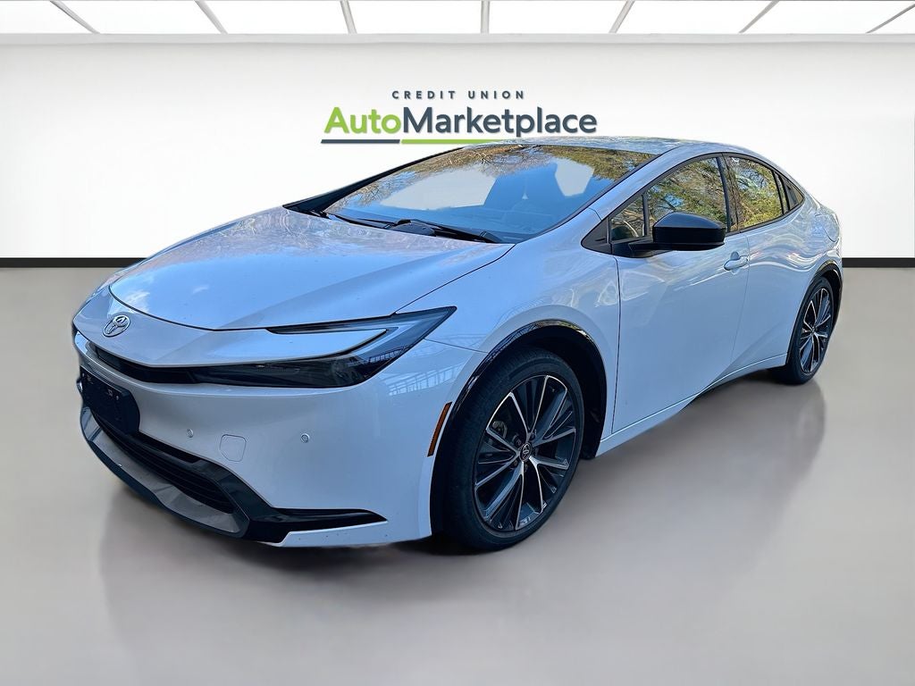2023 Toyota Prius XLE