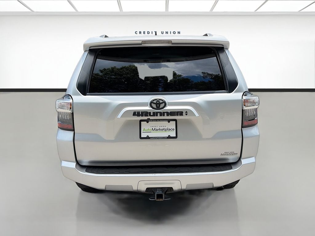 2022 Toyota 4Runner SR5