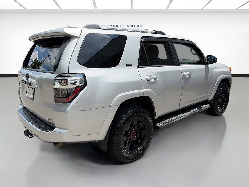 2022 Toyota 4Runner SR5