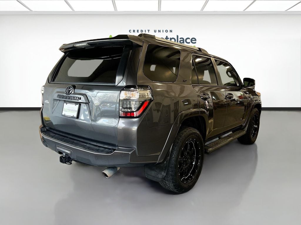 2020 Toyota 4Runner SR5