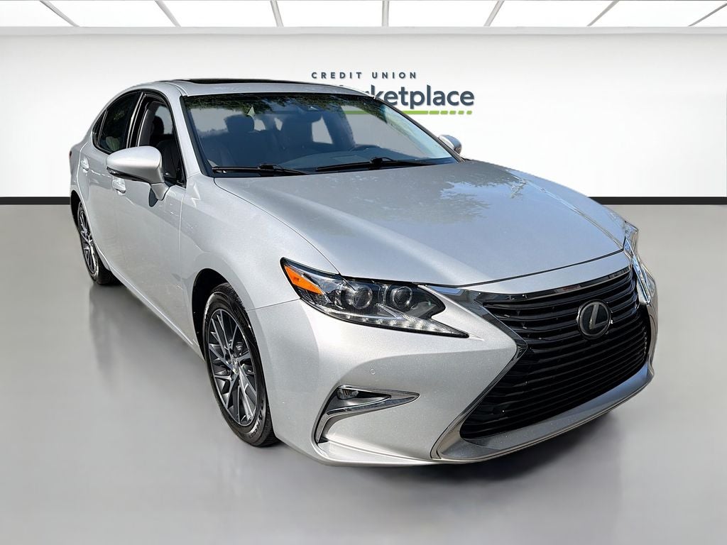 2016 Lexus ES 350 350's photo