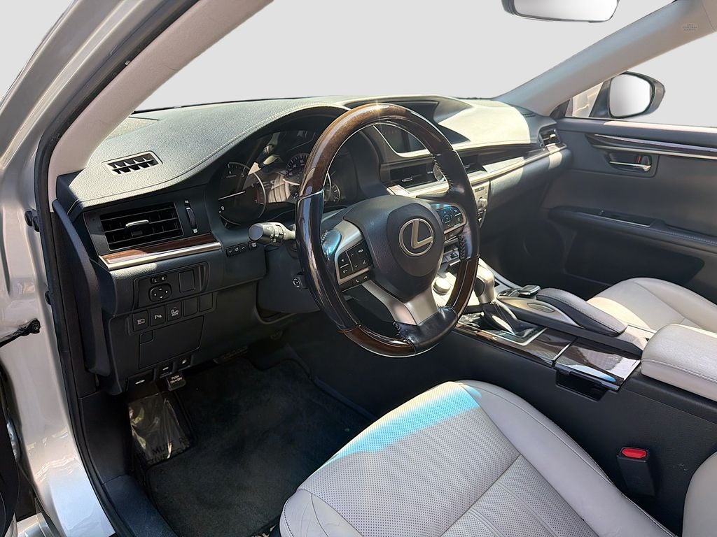 2016 Lexus ES 350 Base
