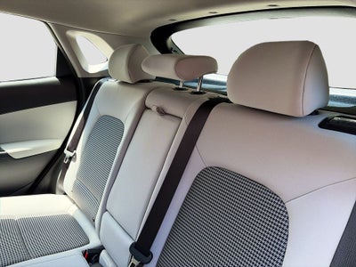 2023 Hyundai Kona SE