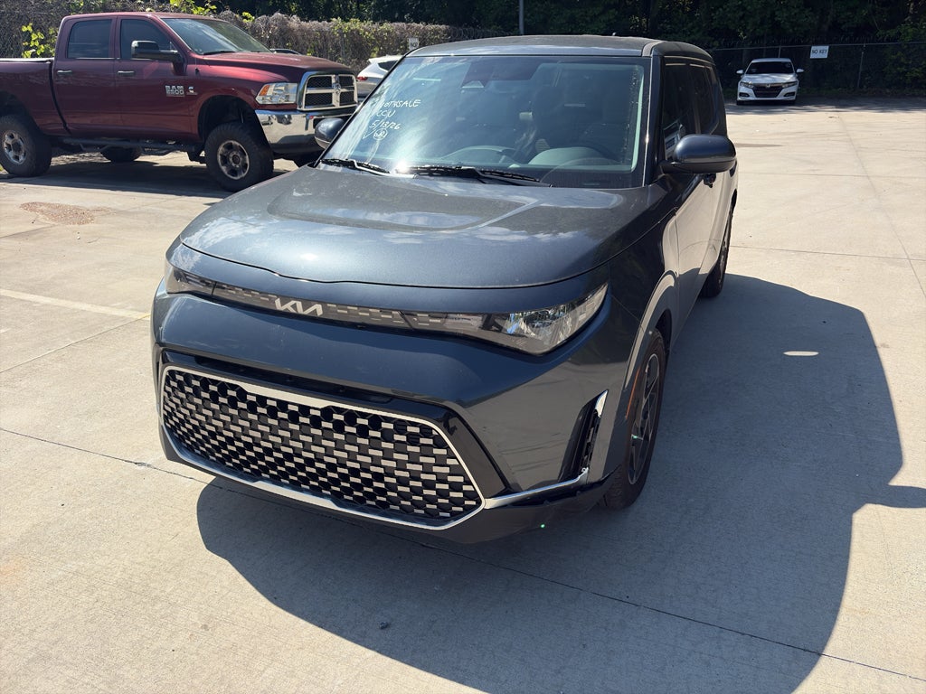 2025 Kia Soul 2.0L EX 6 IVT's photo