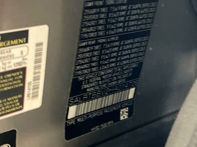 2017 Land Rover Discovery First Edition