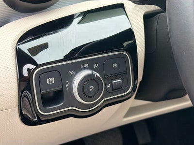 2022 Mercedes-Benz A-Class A220