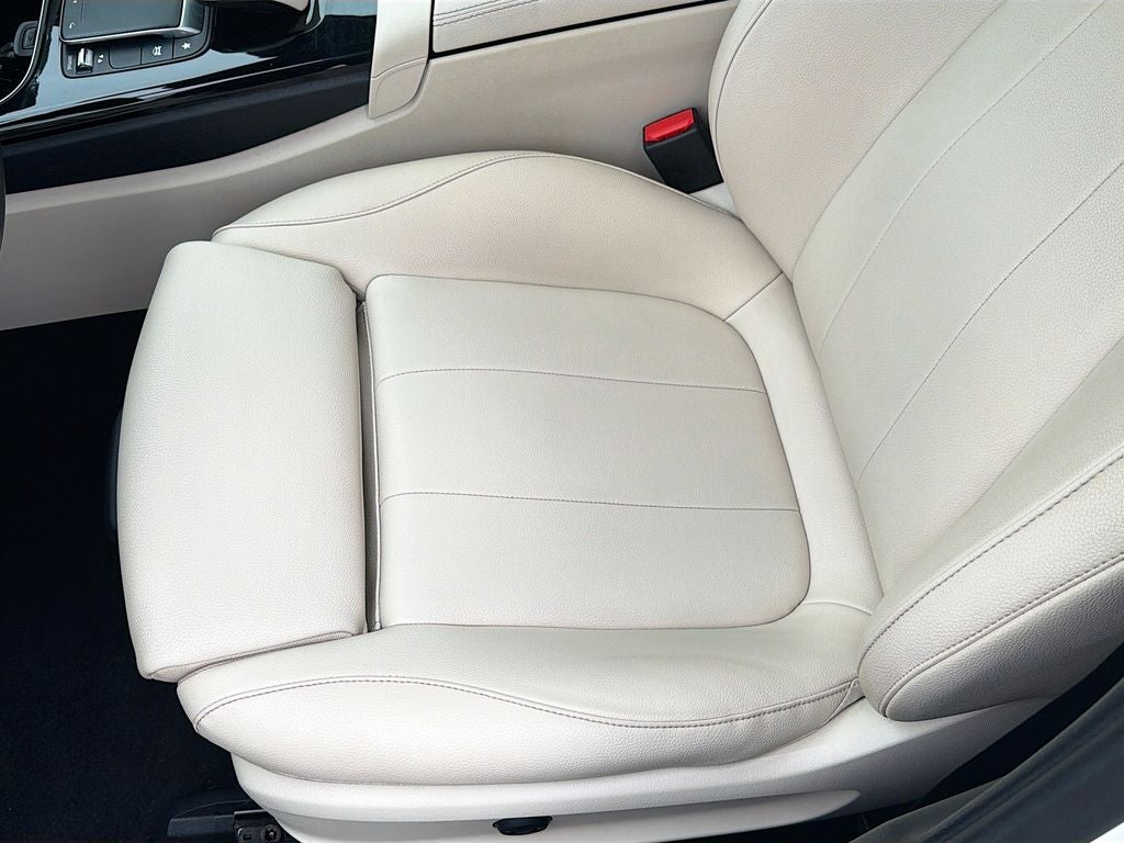 2022 Mercedes-Benz A-Class A220