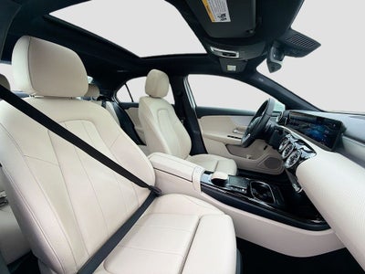 2022 Mercedes-Benz A-Class A220