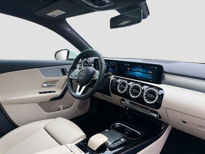 2022 Mercedes-Benz A-Class A220