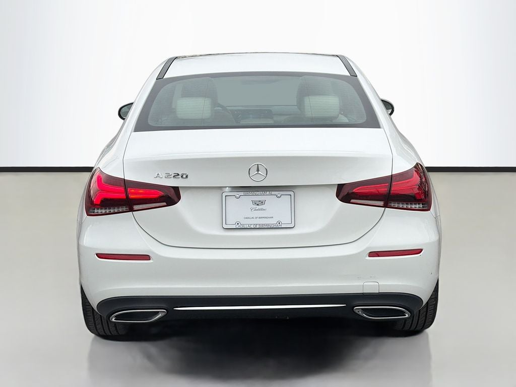 2022 Mercedes-Benz A-Class A220