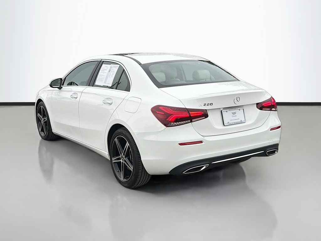 2022 Mercedes-Benz A-Class A220