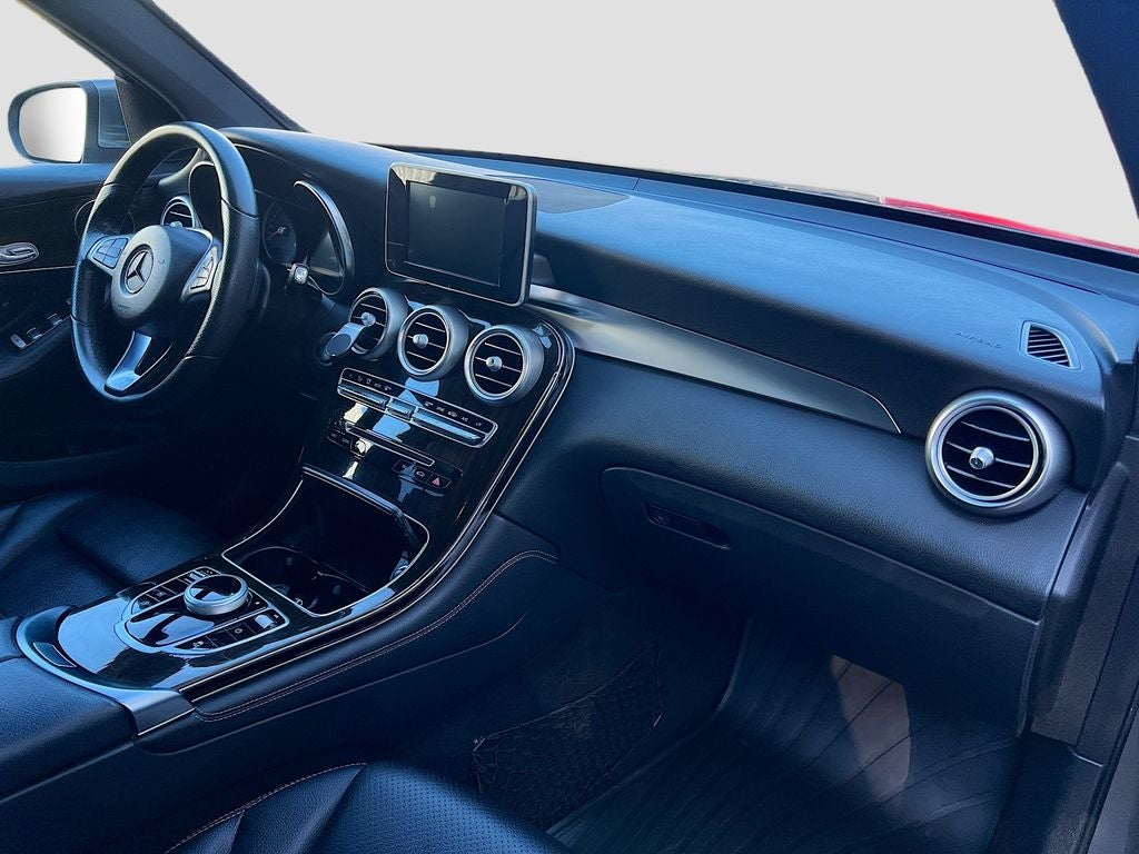 2018 Mercedes-Benz GLC 300