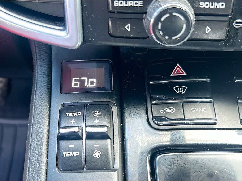 2016 Porsche Cayenne Base