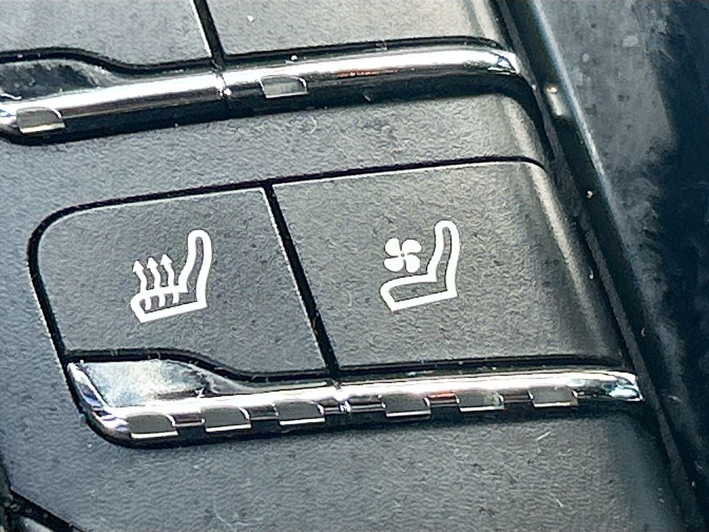 2016 Porsche Cayenne Base