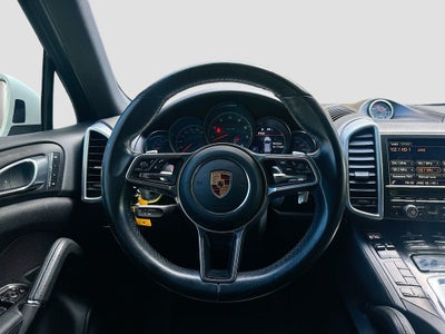 2016 Porsche Cayenne Base