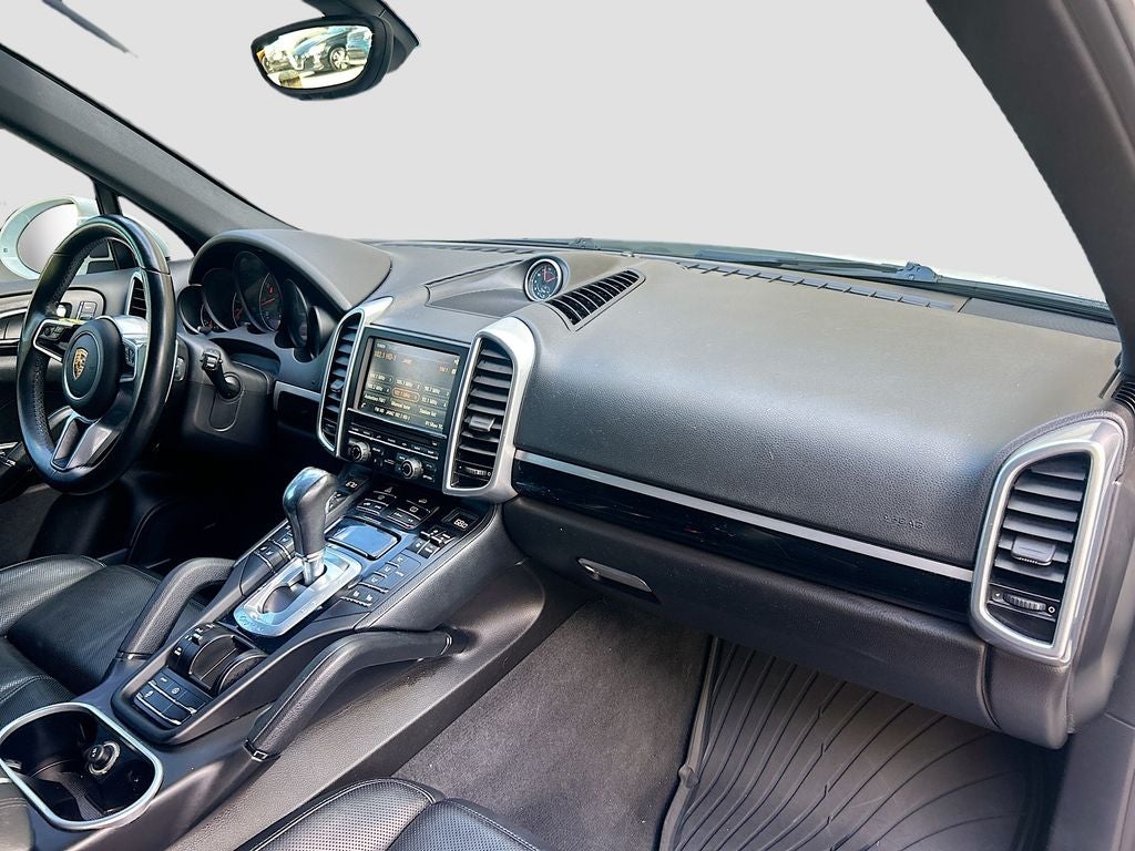 2016 Porsche Cayenne Base
