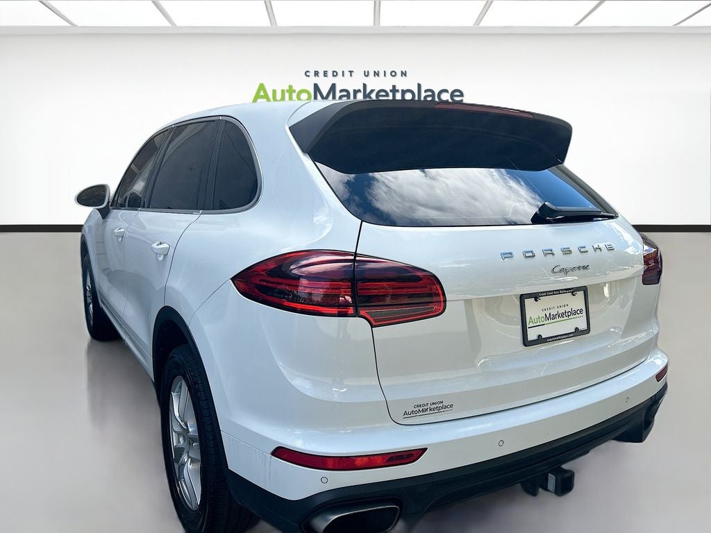 2016 Porsche Cayenne Base
