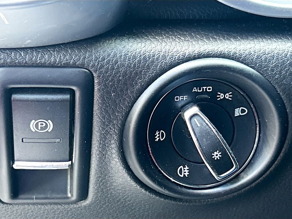 2016 Porsche Cayenne Base