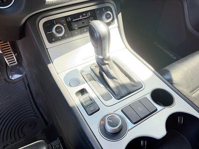 2017 Volkswagen Touareg Wolfsburg Edition
